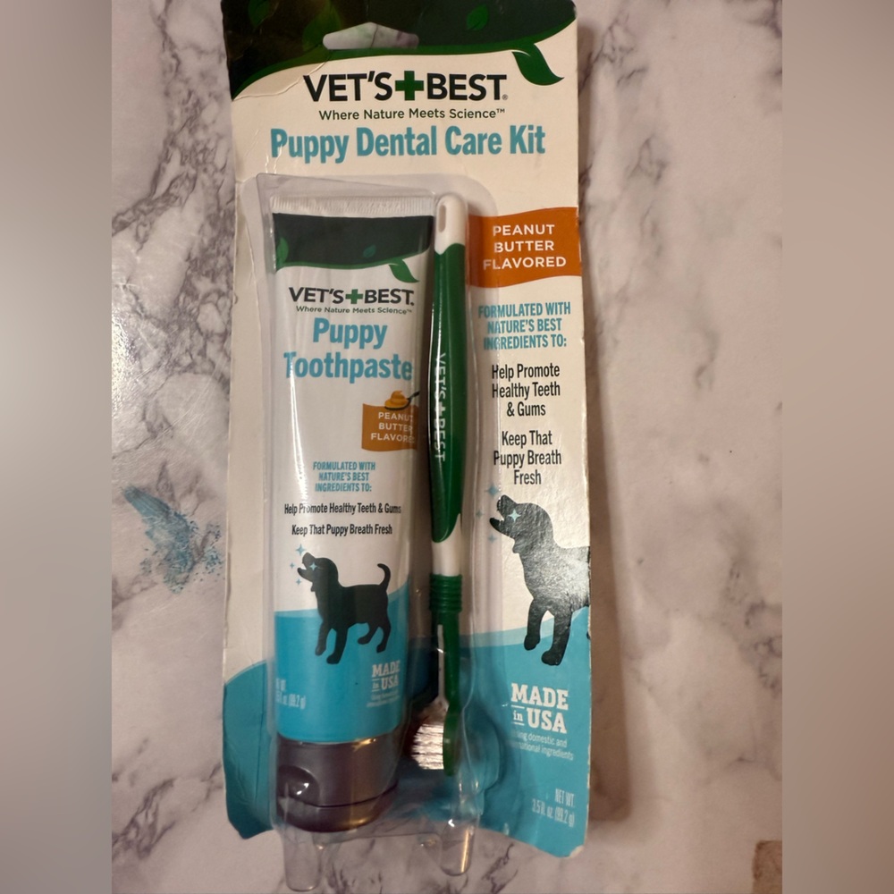 Vets Best Dog Toothbrush And Toothpaste Dental Care Kit For Fresh Breath